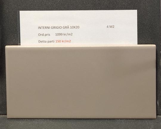 Interni Grigio Grå